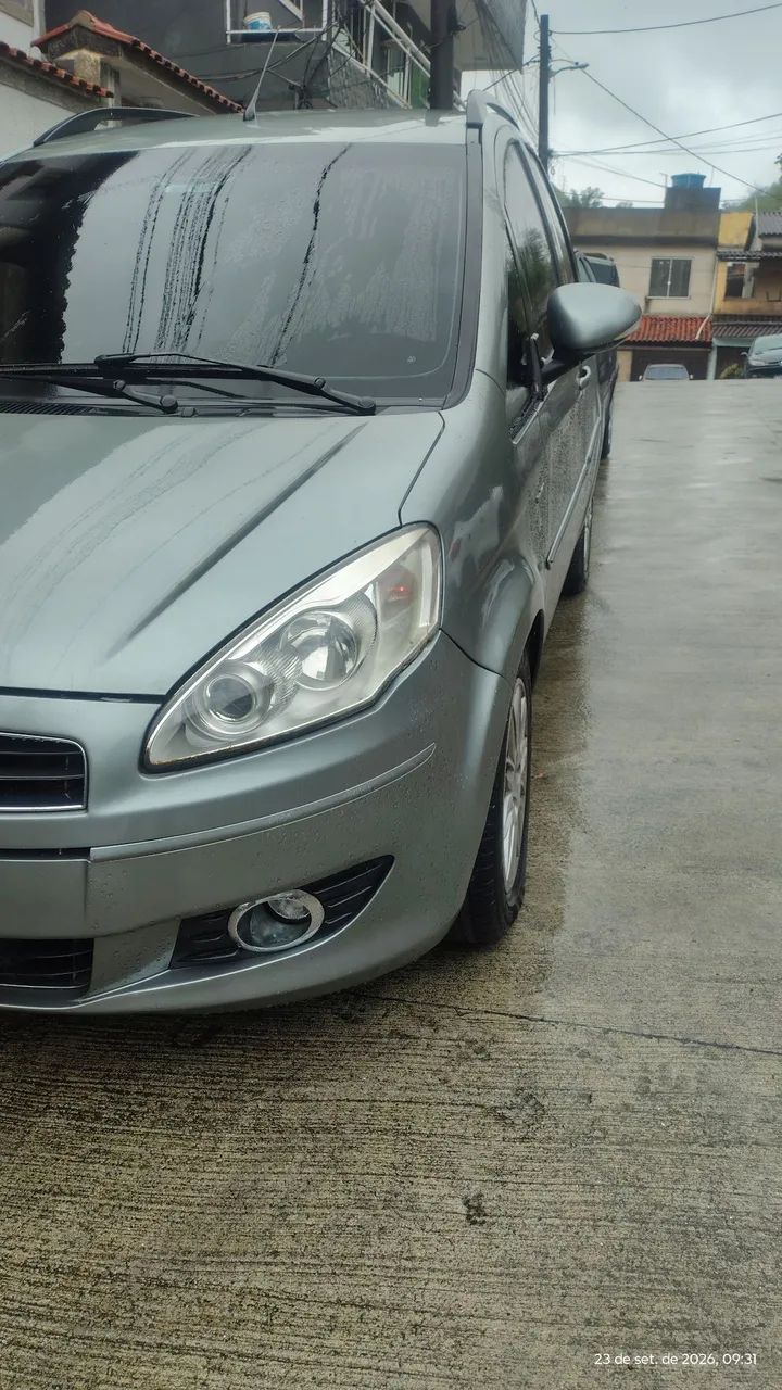 Fiat Idea ESSENCE 1.6 16V DUALOGIC FLEX 2012