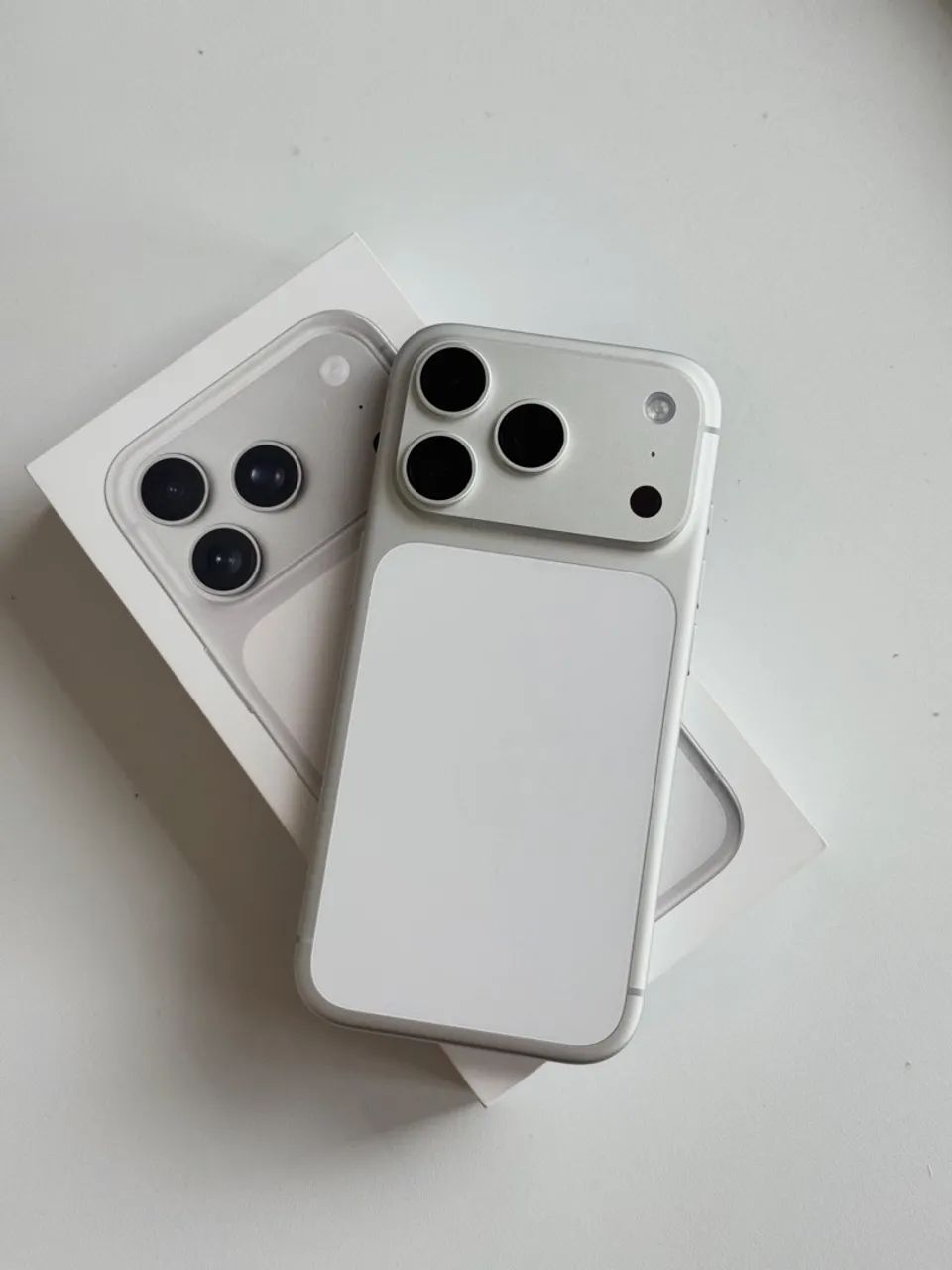 iPhone 17 Pro 256GB seminovo 