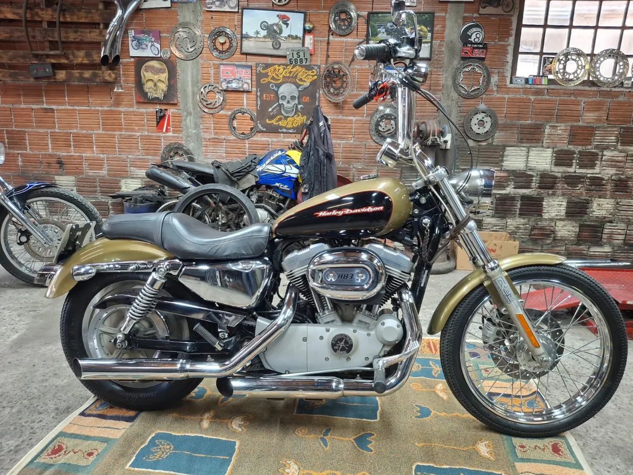 HARLEY 883 custom - Foto 2