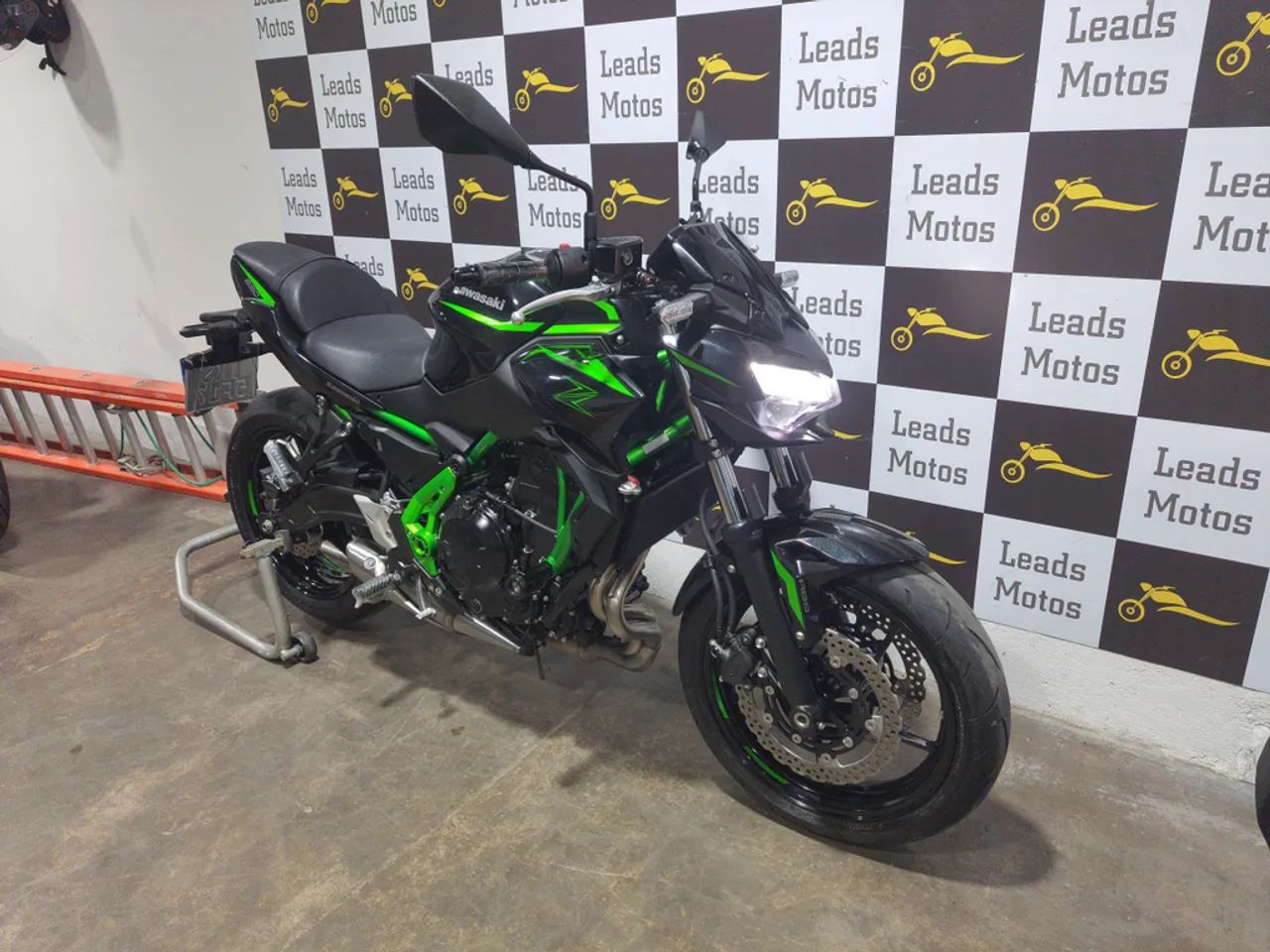 Kawasaki Z 650 - Foto 3