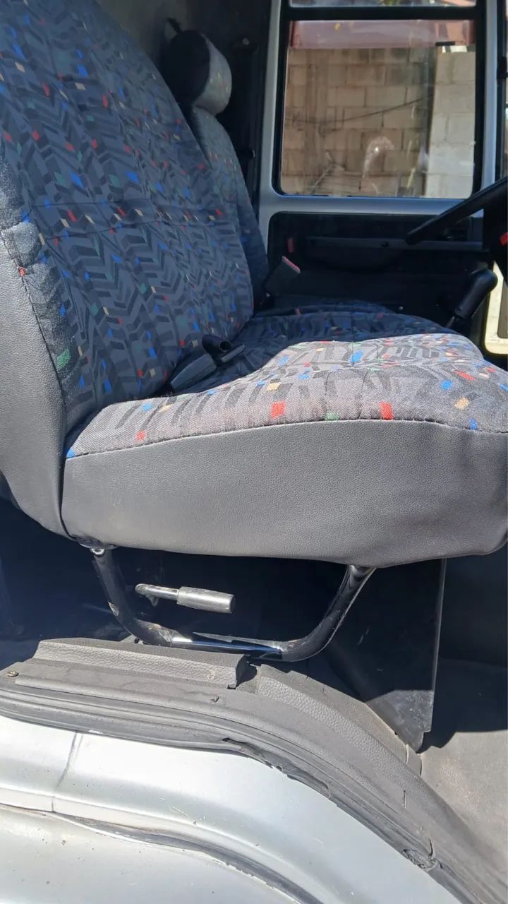 FORD CARGO 815 - Foto 5