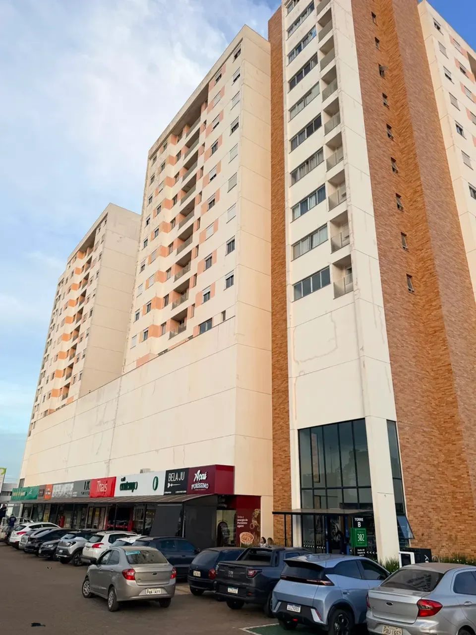 2 QUARTOS COM SUÍTE . NO RESIDENCIAL URBAN .