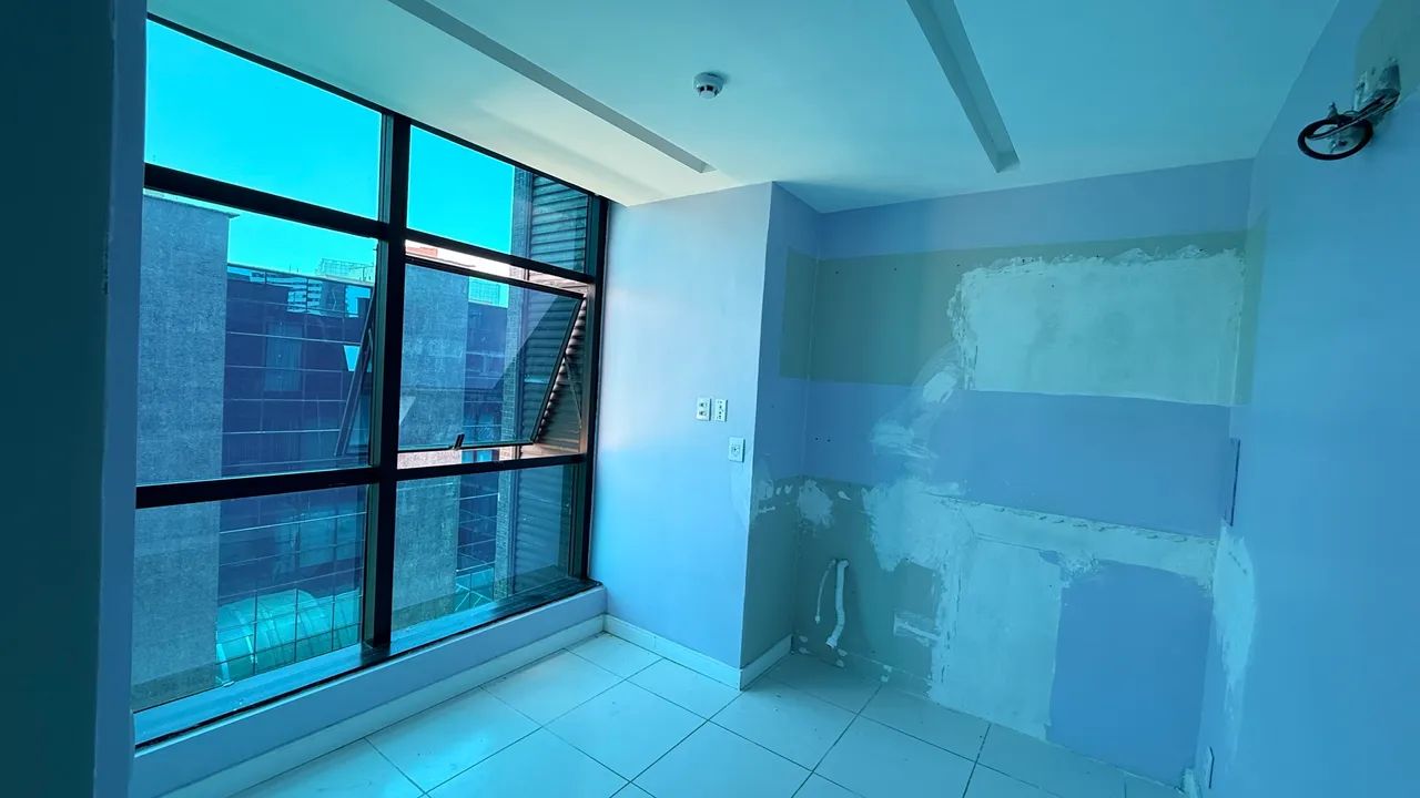 SALA MONUMENTAL SHOPPING