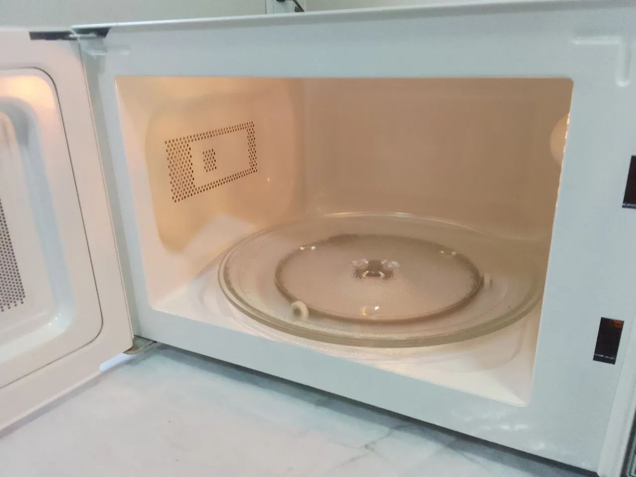 Microondas Midea - Foto 2