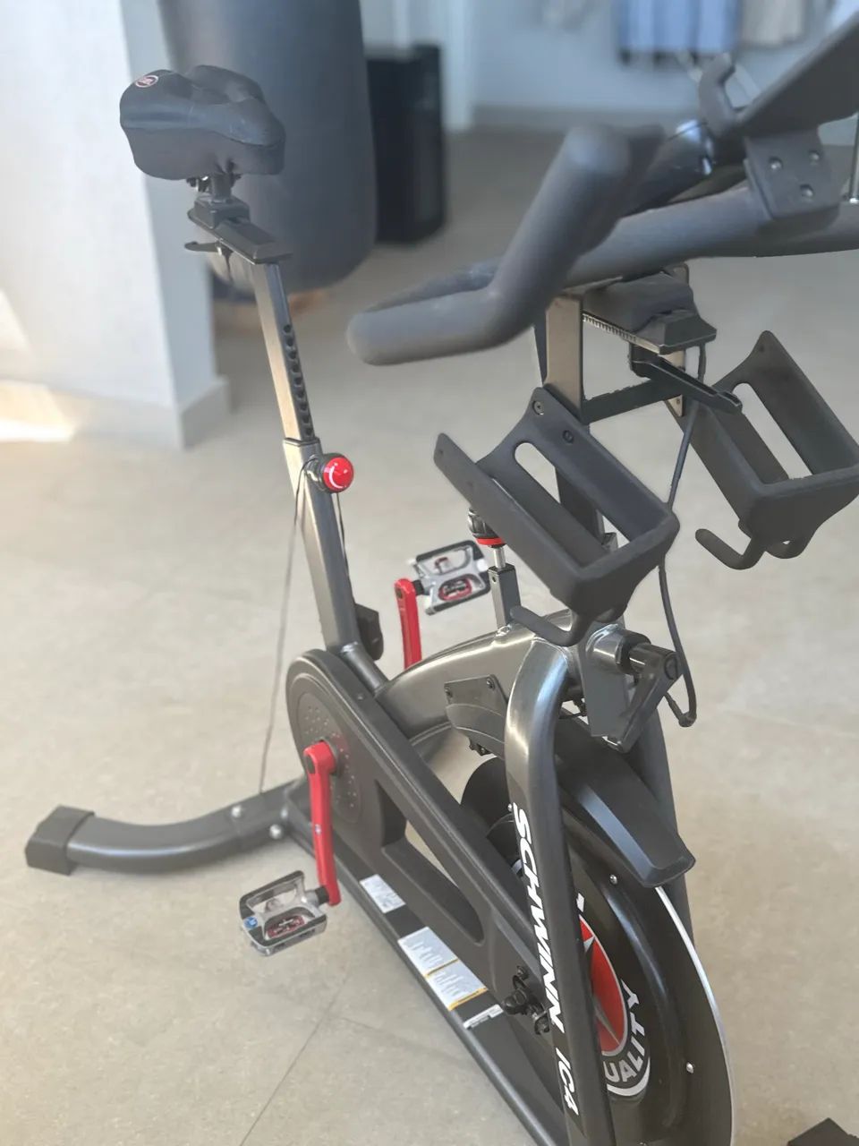 Bicicleta Schwinn IC4 - Foto 5