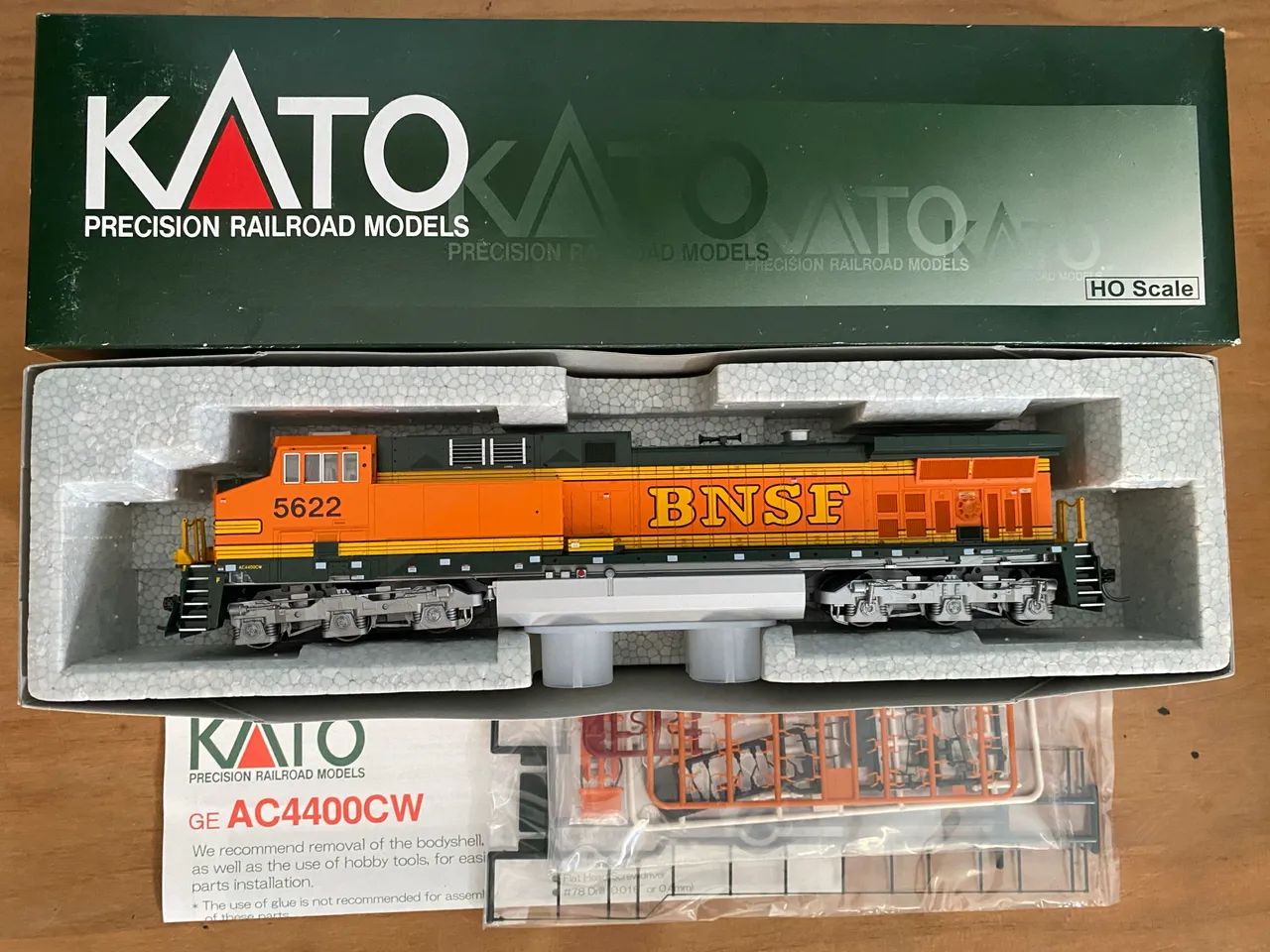 Locomotiva Kato Ac4400CW BNSF HO - Foto 2