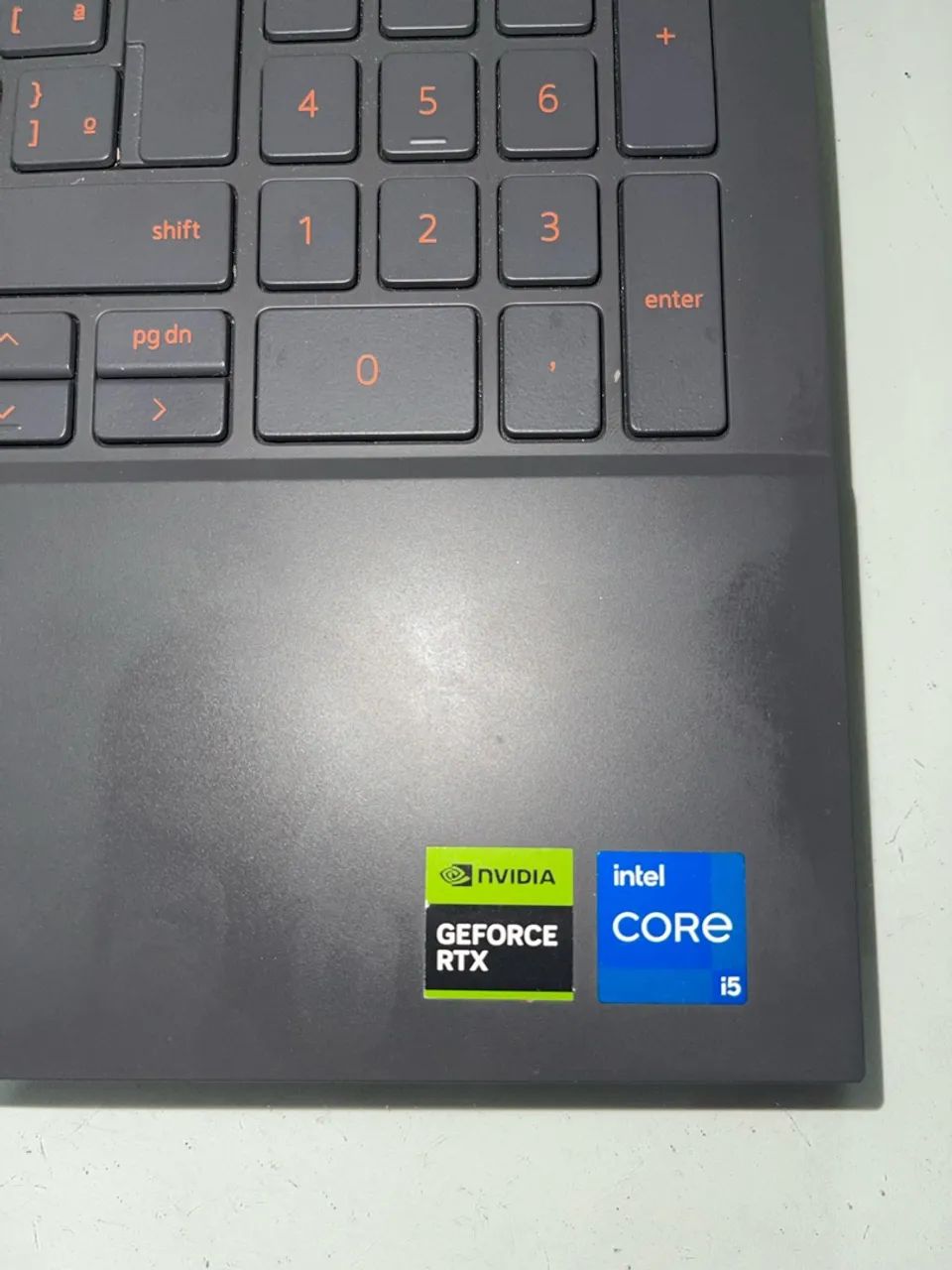 Notebook DELL G15 (Negocio)  - Foto 3