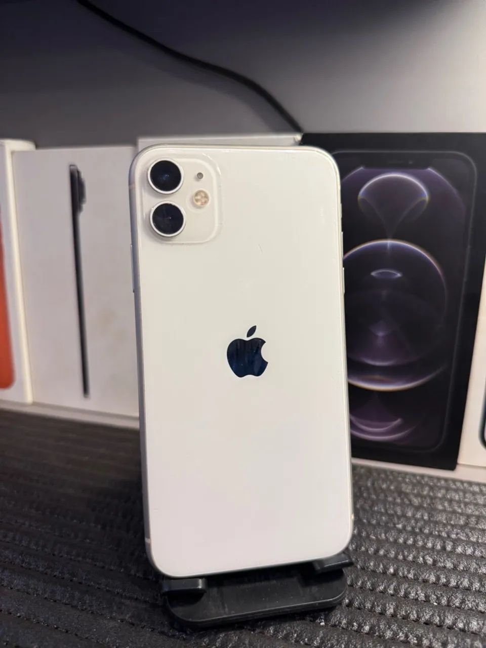IPHONE 11 * 64GB 