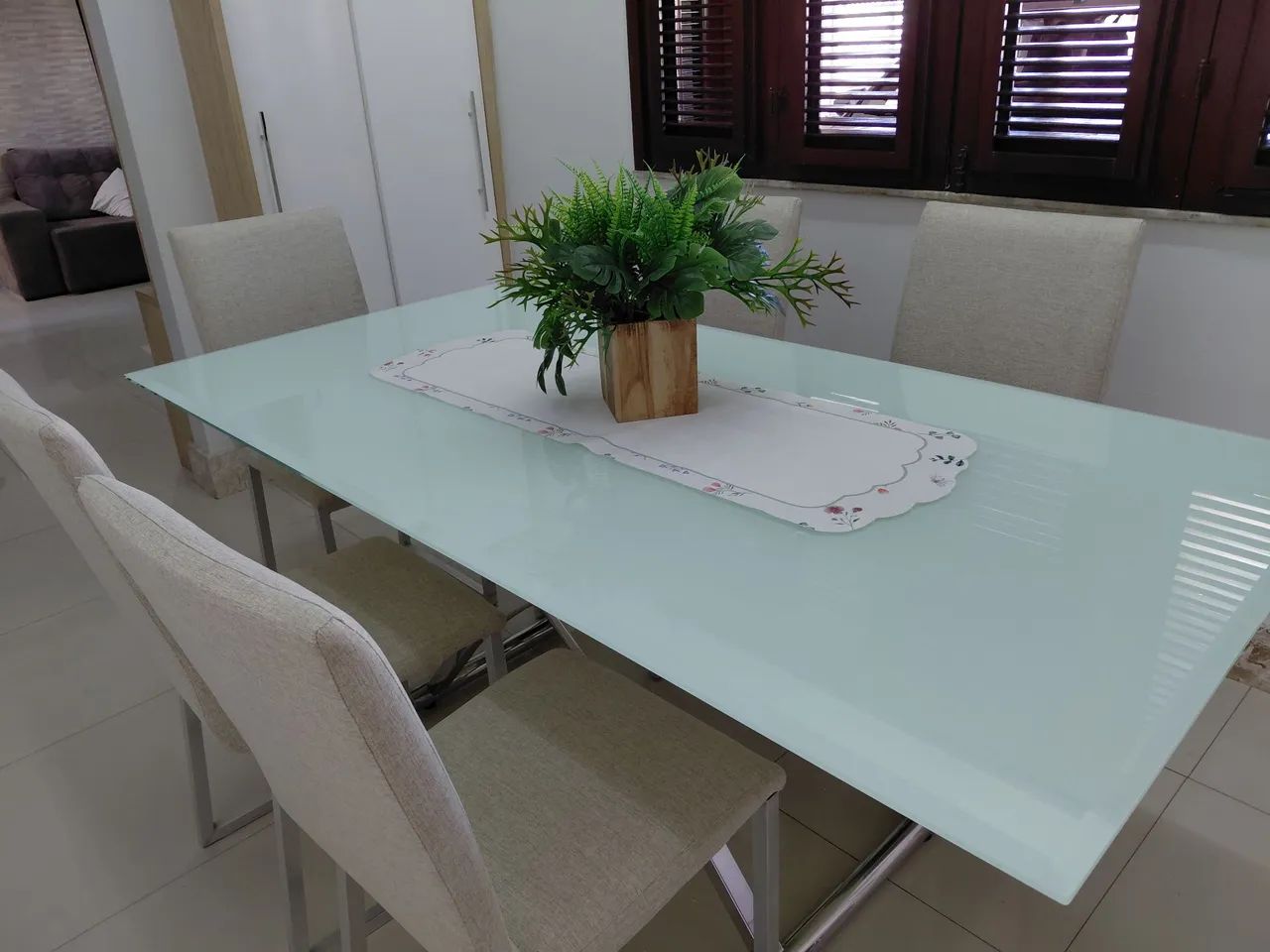 Mesa de Jantar com 5 cadeiras - Foto 2