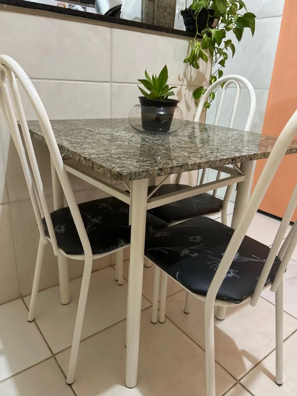 Mesa de 4 cadeiras  - Foto 2