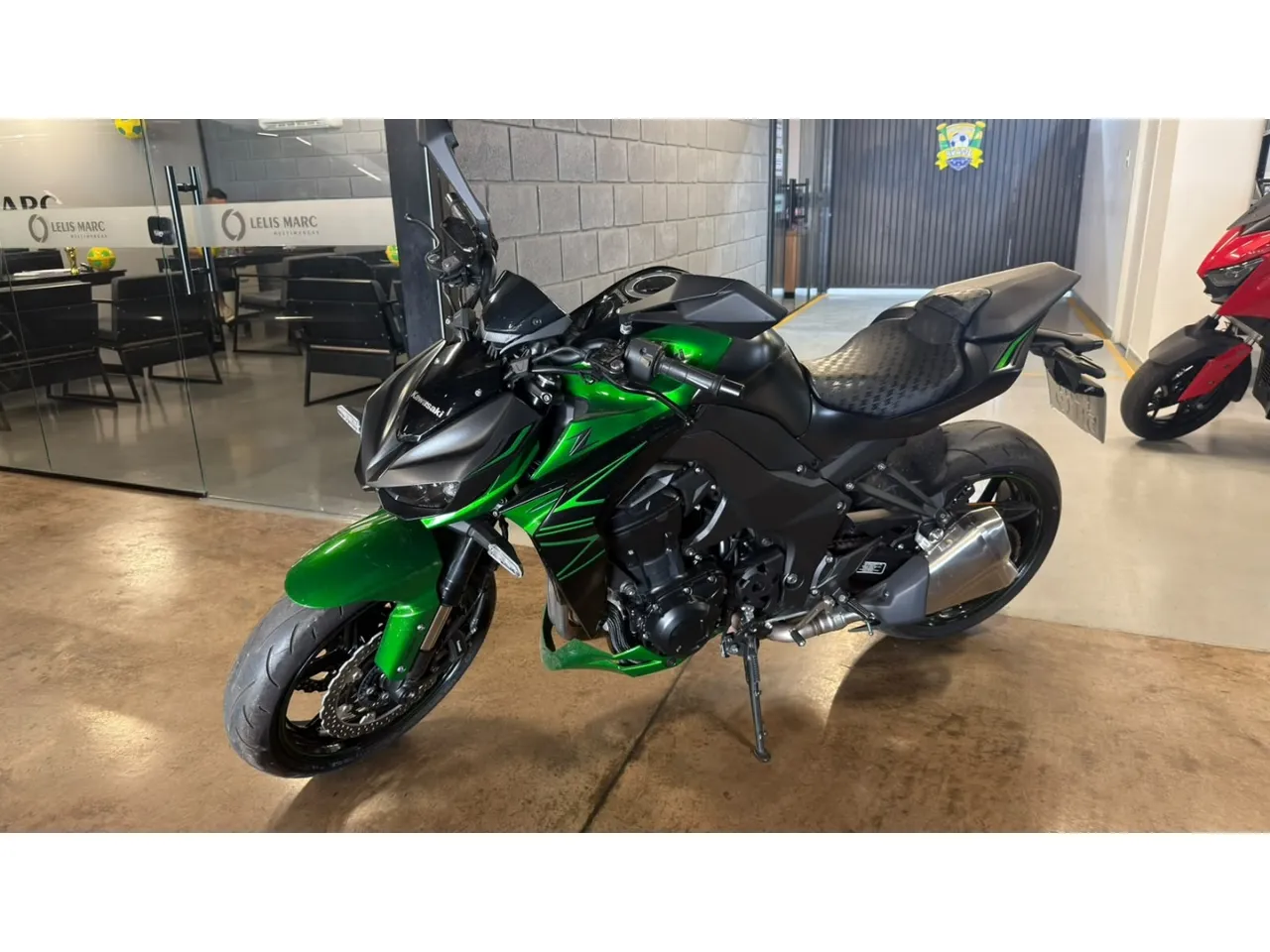 Motos Kawasaki Z 1000 - RA XII - Samambaia, Brasília - Distrito