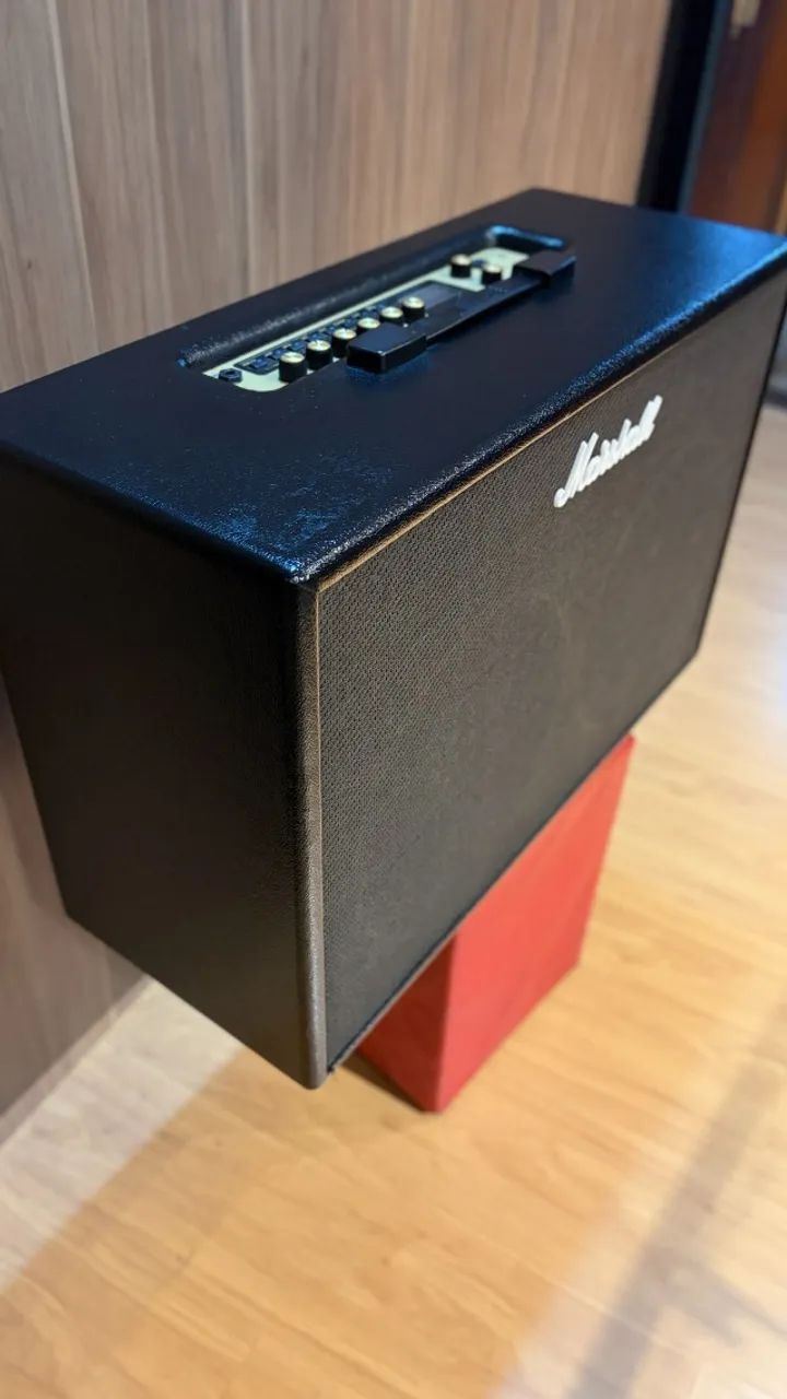 Marshall CODE 100 2x12 100W + Footswitch + Transformador