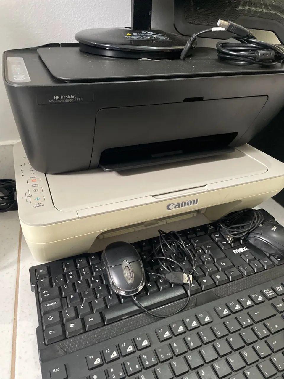 Computador de mesa + teclados - Foto 4