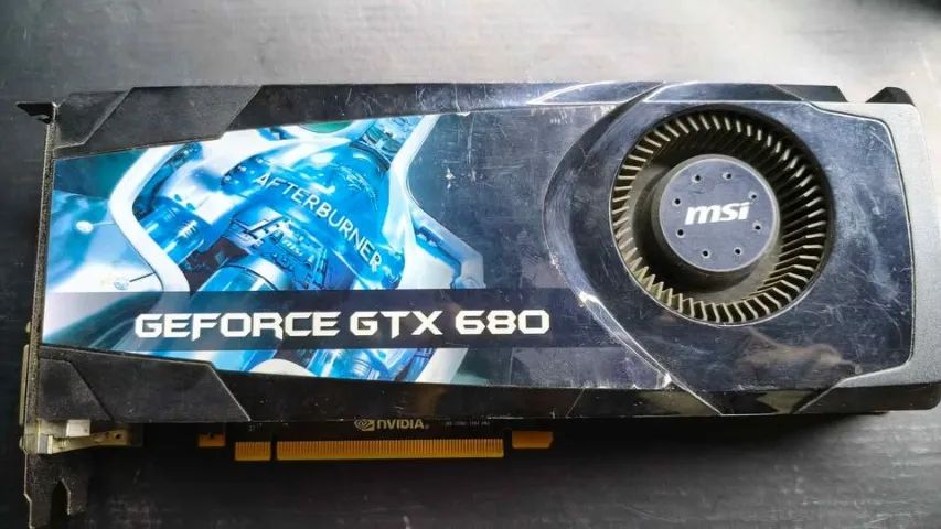 Placa de Video Geforce XT680 2gb com defeito