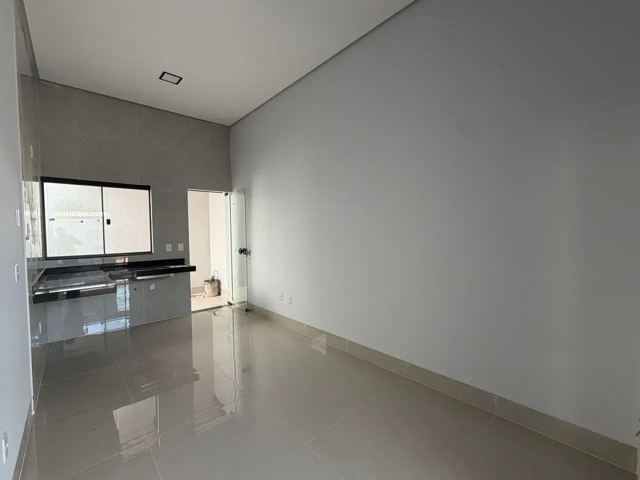 CASA EXCELENTE ACABAMENTO 2/4 - Foto 2