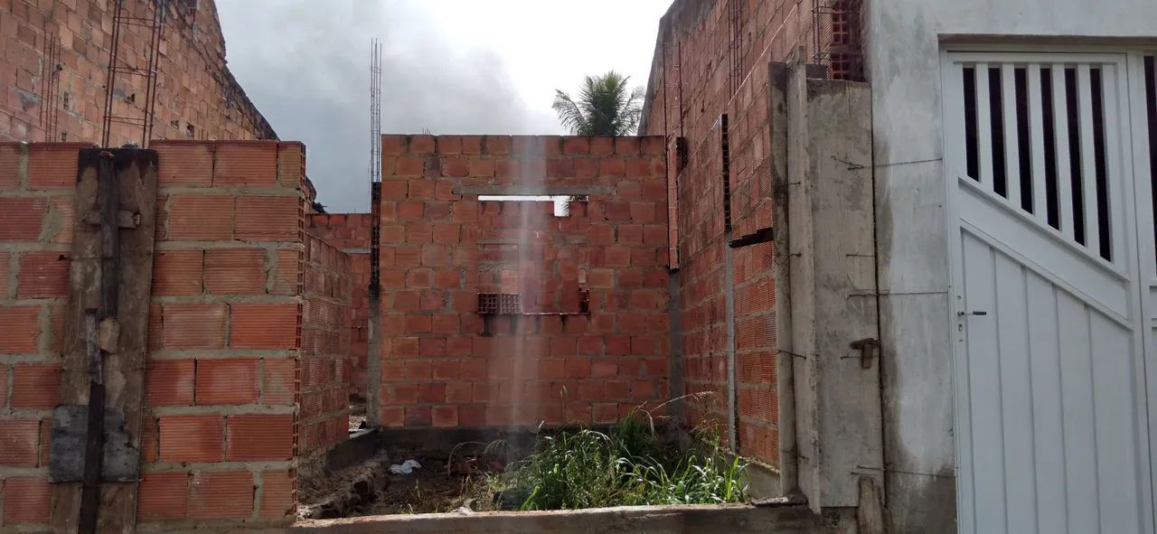 Terreno com a casa em fase de bater a laje - Foto 4