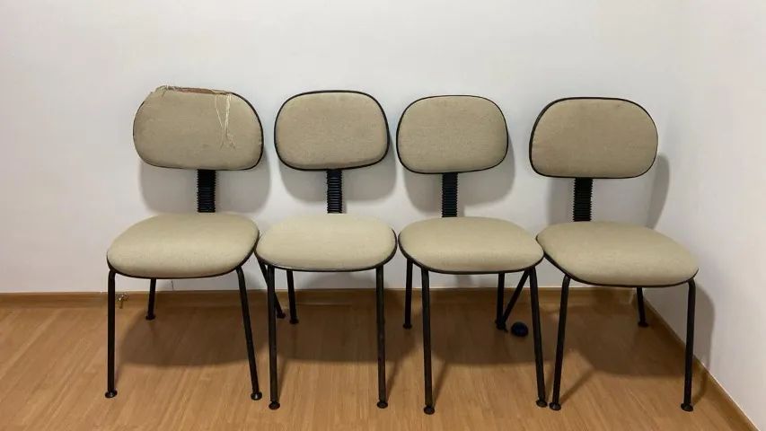 4 cadeiras de escritório 