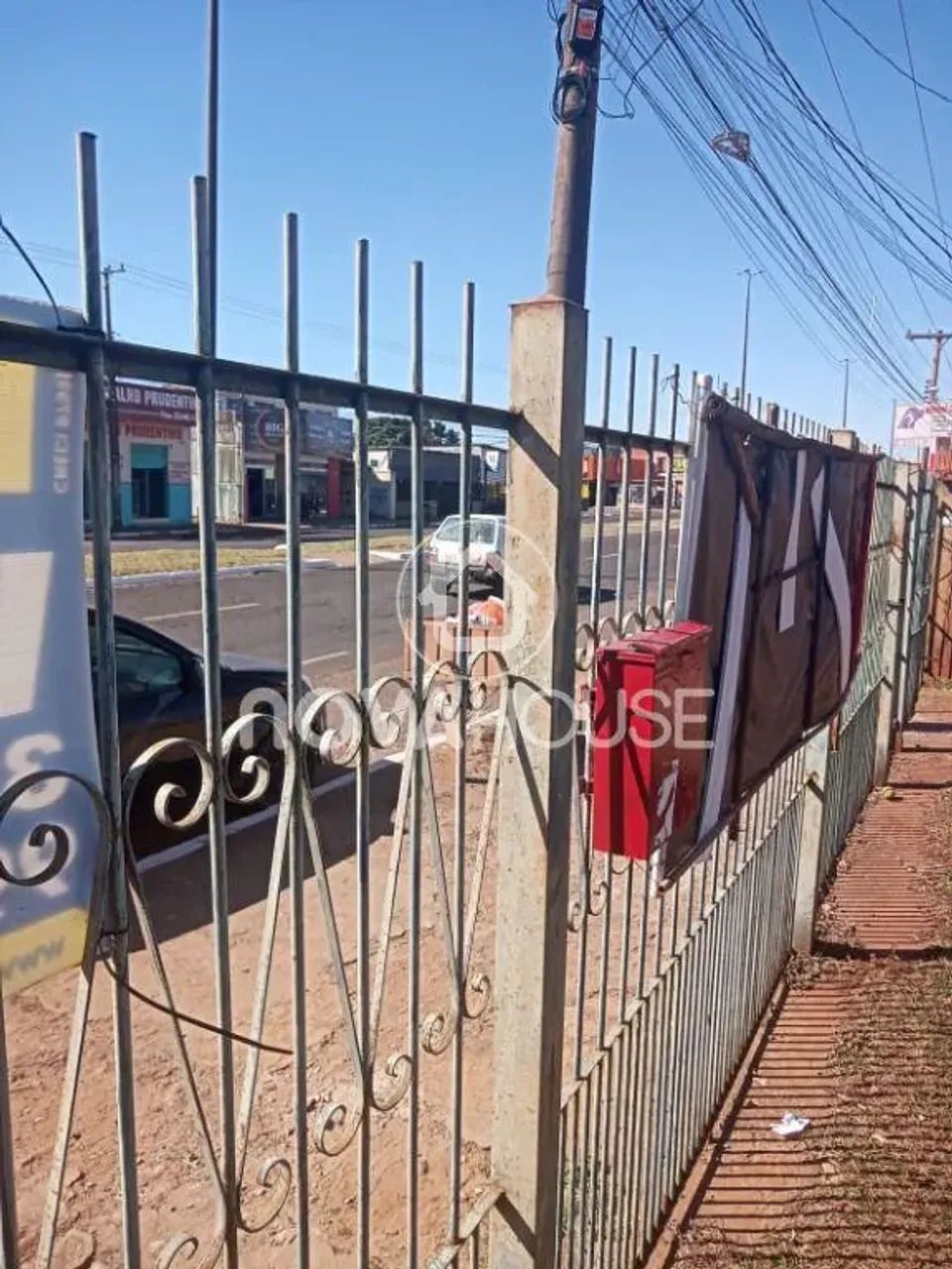 TERRENO NA AV MANOEL DA COSTA LIMA