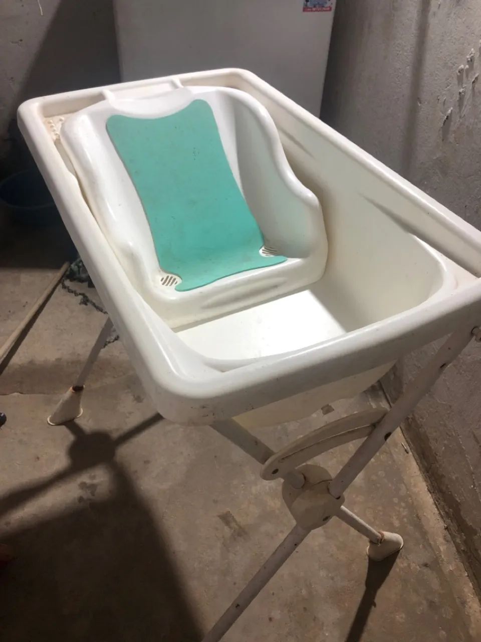 Banheira com suporte para bebê 