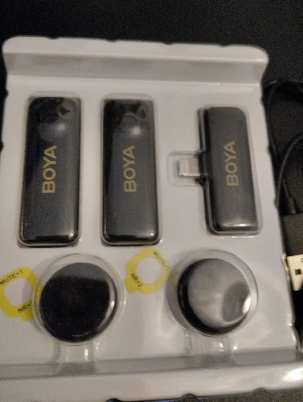 Microfone Boya lapela duplo WM3T2-D2