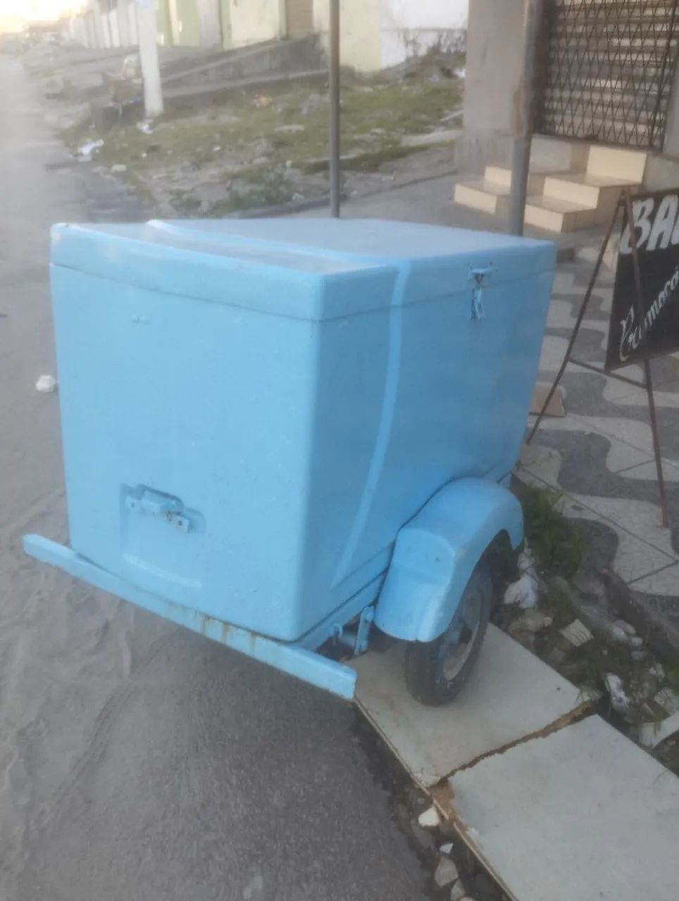 Vende se reboque Bara moto de acrílico  - Foto 2