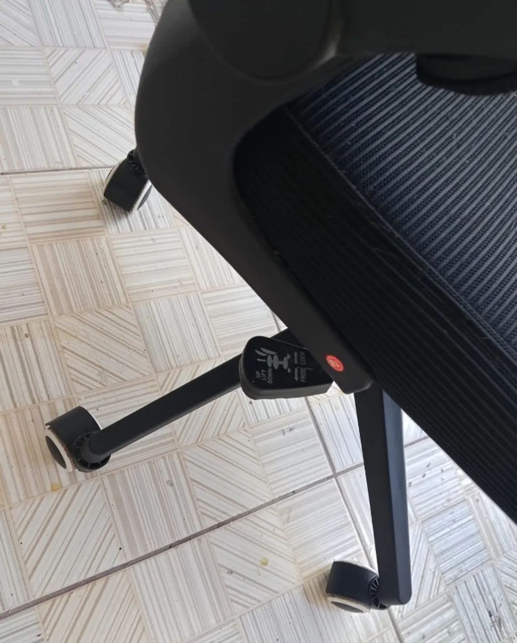 Cadeira Ergonômica  - Foto 4