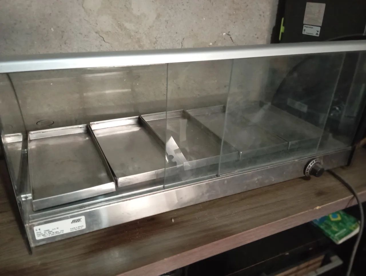 Vendo Uma Excelente Estufa De Colocar Salgado 