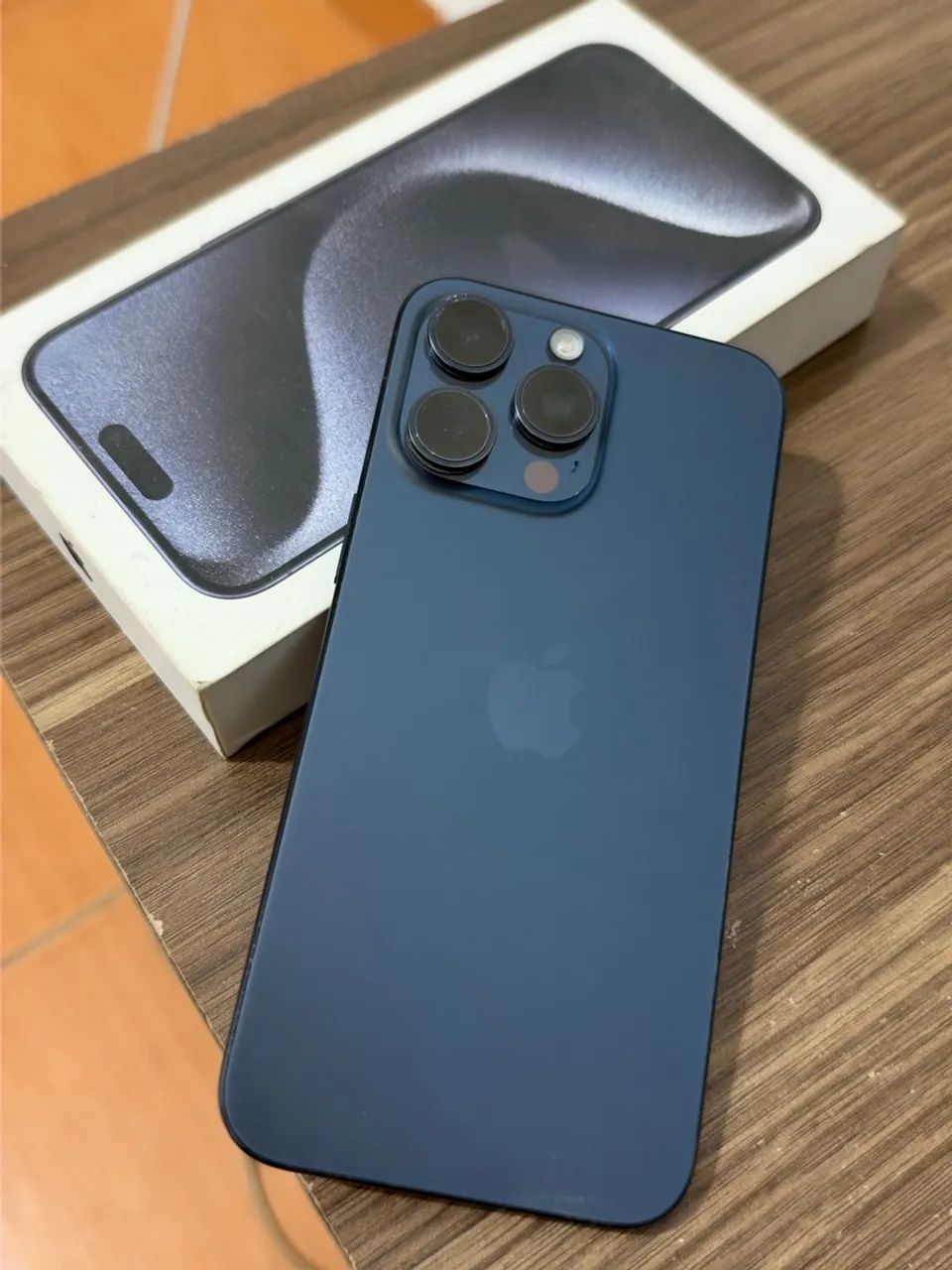 IPHONE 15 PRO MAX 256 GB 86%