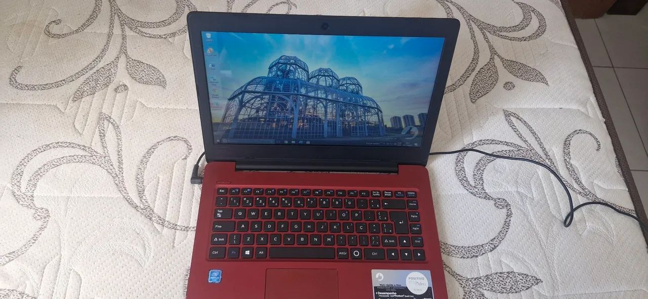 Vendo Notebook positivo