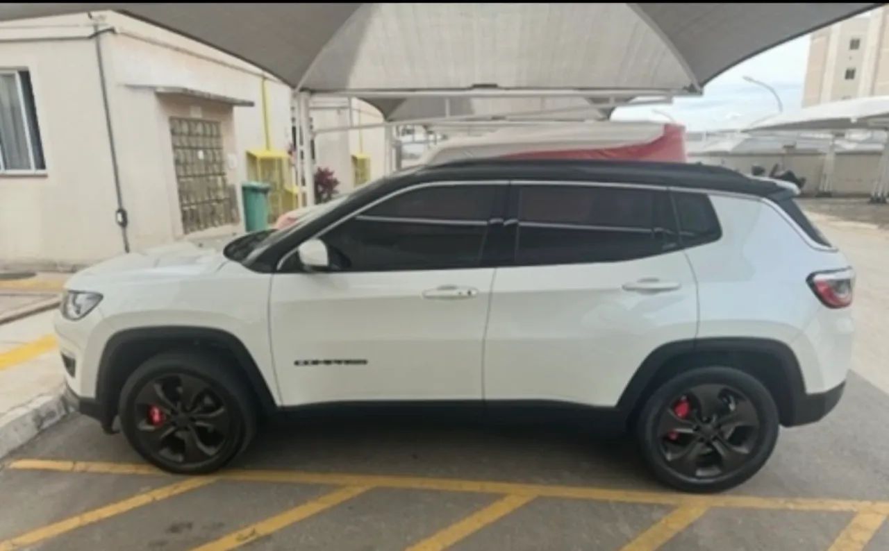Jeep Compass Longitude 2.0 4X2 Flex 16V Aut. 2017 - Foto 2