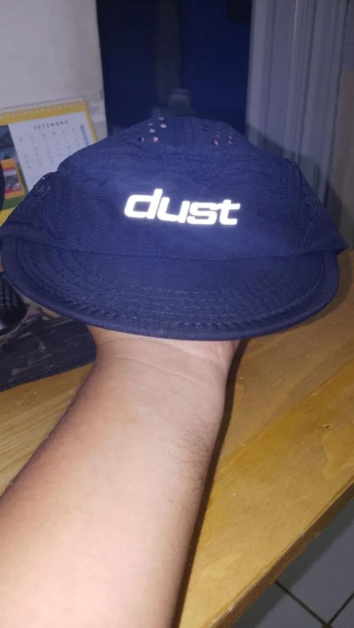 BONÉ DUST ORIGINAL NUNCA USADO - Foto 2