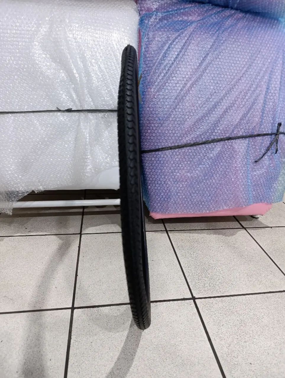Peneu pra cadeira de rodas  - Foto 2