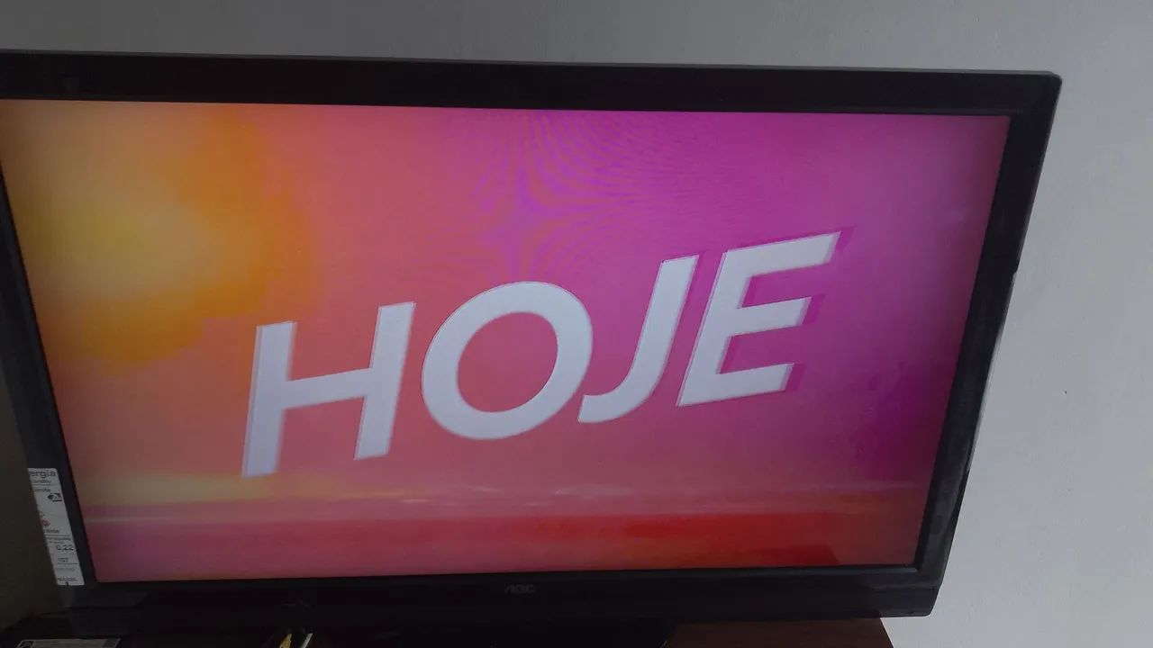TV AOC42" NAO É SMART .