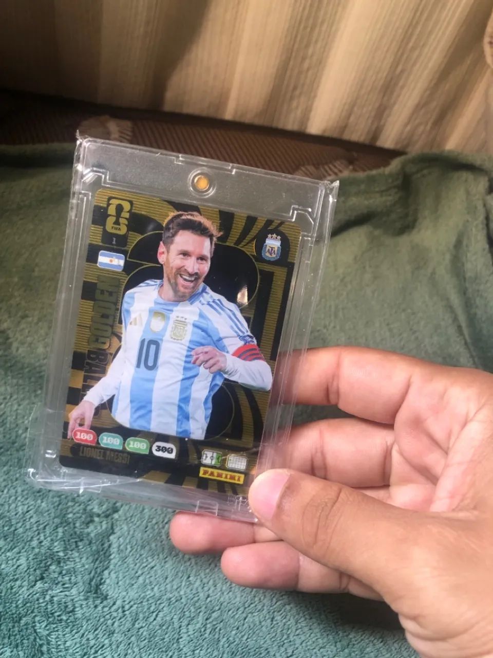 Card Adrenalyn Messi dourado  - Foto 2