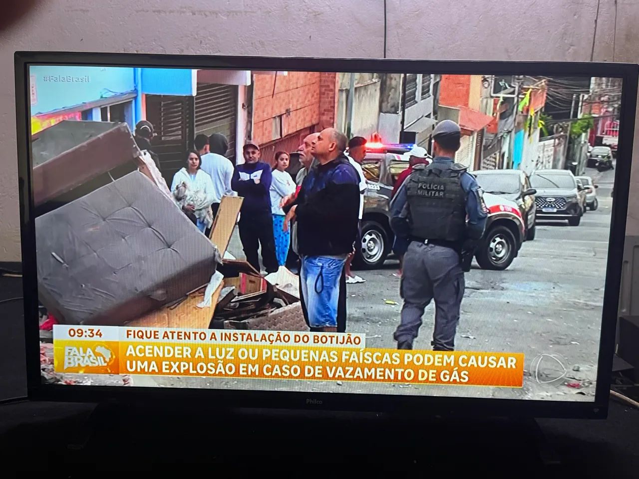 Vendo uma tv Philco 32 polegadas tv não e smart  - Foto 3