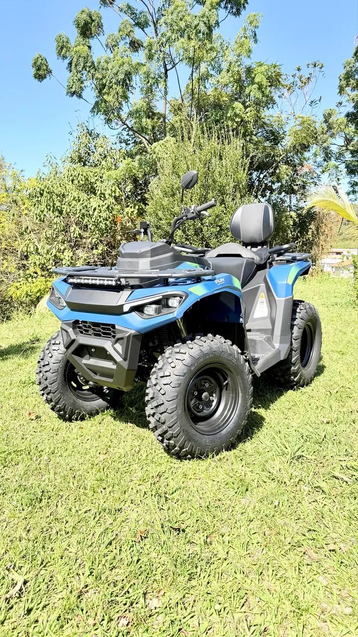 Quadriciclo Dakar 300 com reduzida e automático
