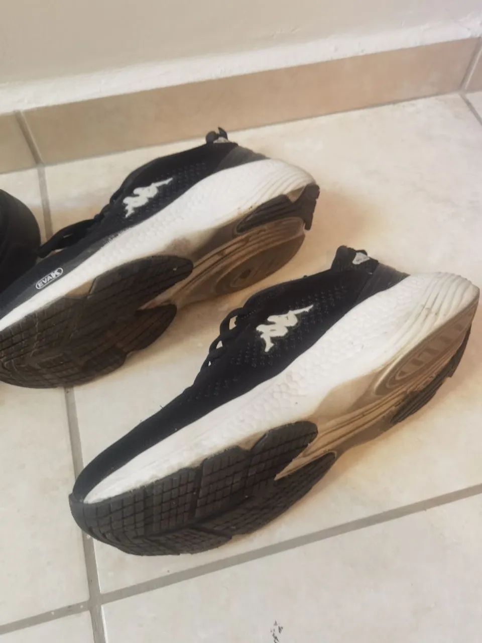 Lote de 2 Tenis Fila e Kappa Tamanho 41 - Foto 4