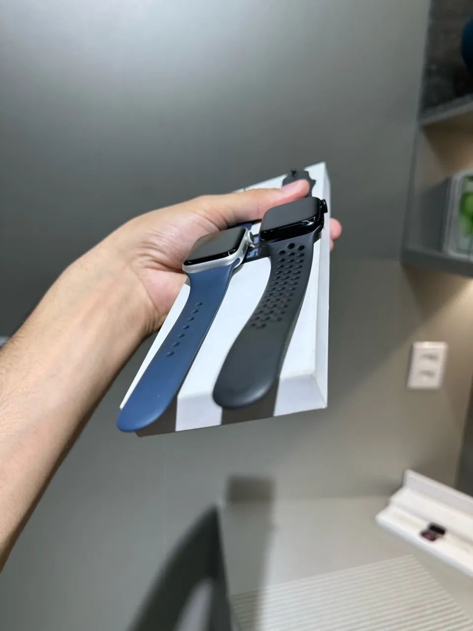Applewatch Se 2 geração silver é black  - Foto 3