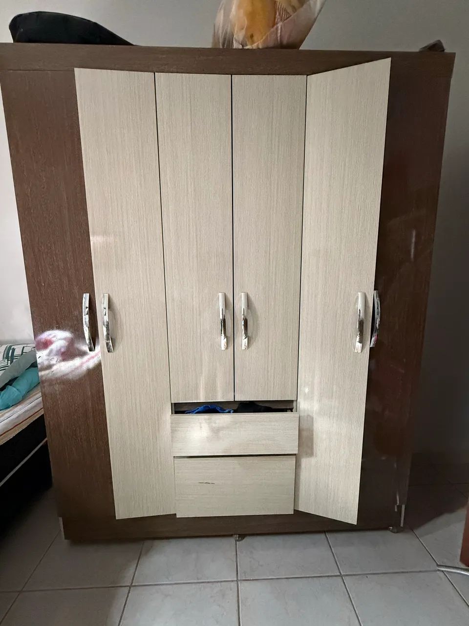 Vendo estante, cômoda e guarda roupa  - Foto 5
