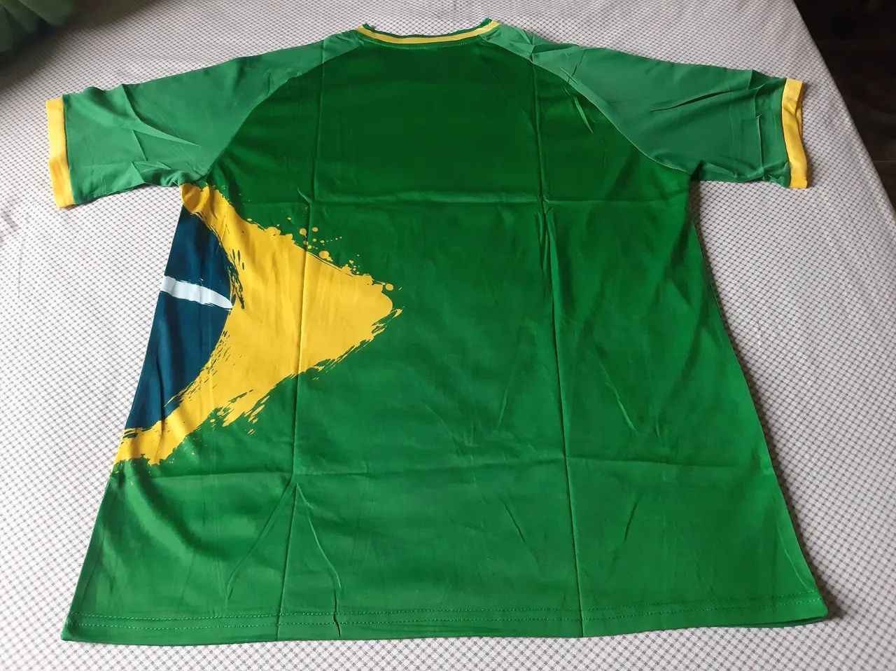 Camisa Brasil Tam.G nova sem uso! - Foto 3