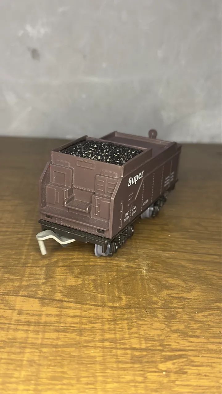 Locomotiva de brinquedo a pilha 