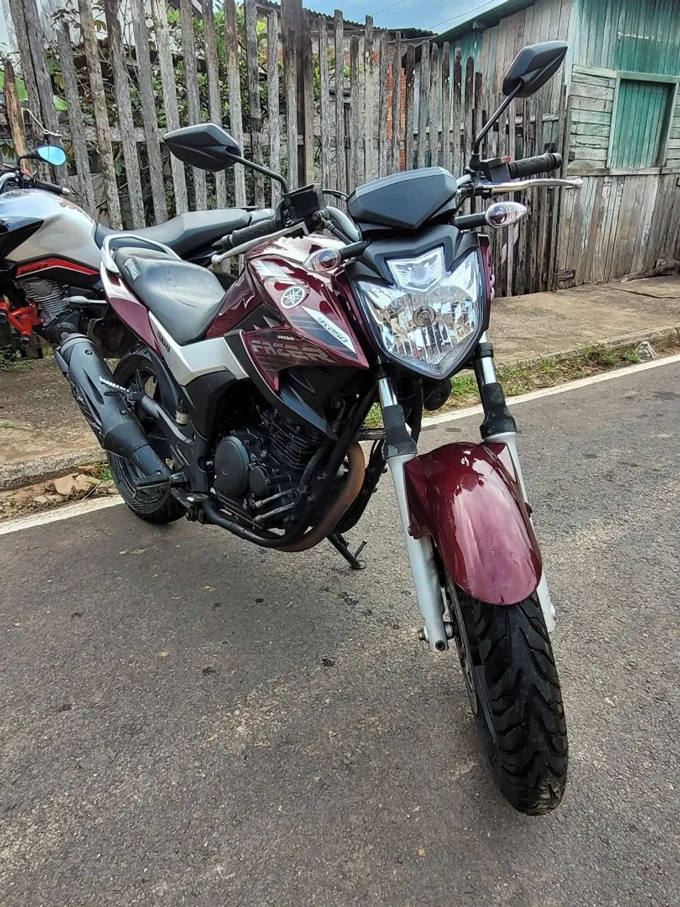 Vendendo essa moto yamaha - Foto 4
