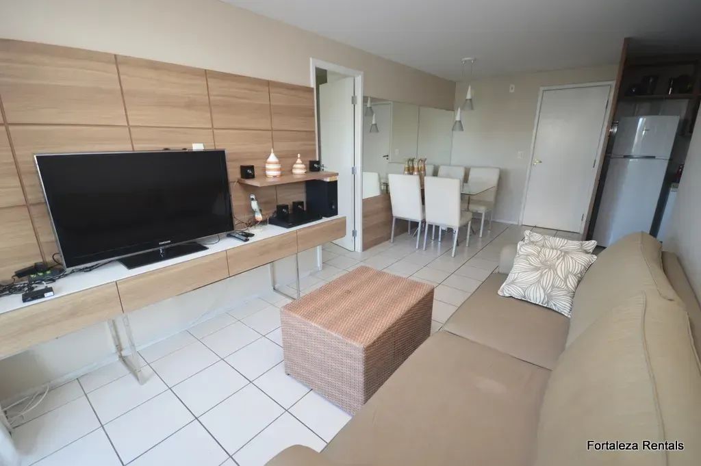 Foto do anúncio de VARANDAS DE IRACEMA. Apartamento com 2 quartos. Aluguel mensal ou temporada. em Meireles, Fortaleza