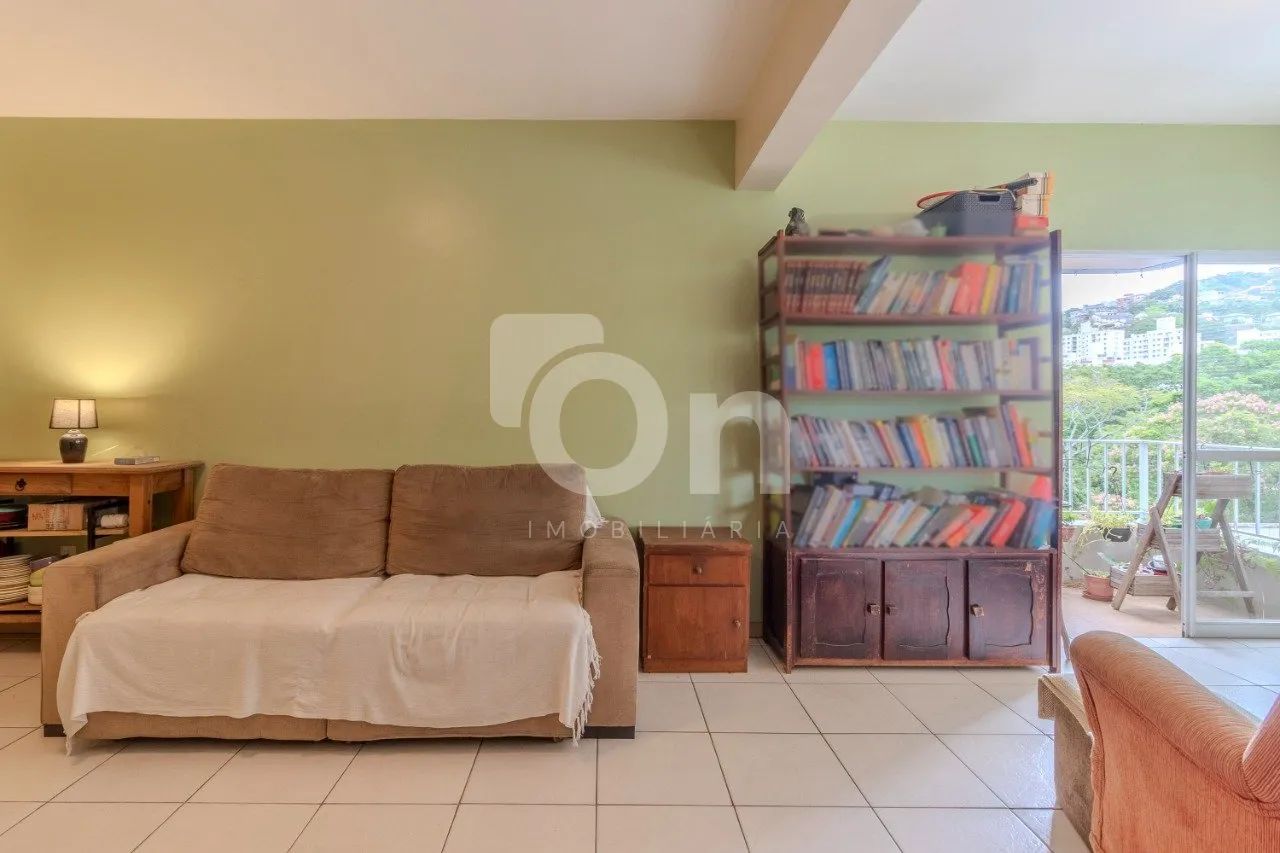 Apartamento de 3 dormitórios na Trindade