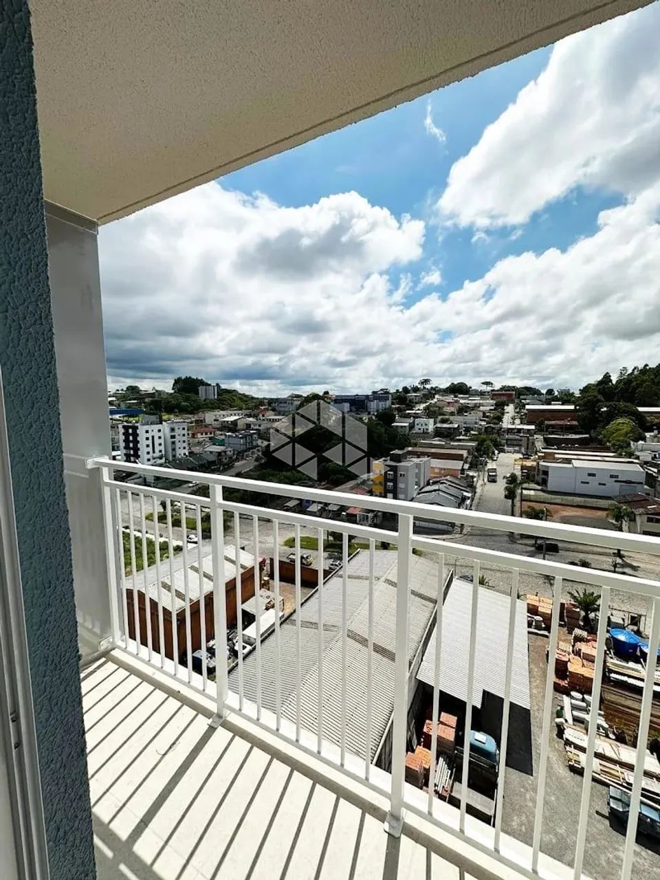 Apartamento mobiliado 02 dormitórios com sacada no Cidade nova - Foto 3