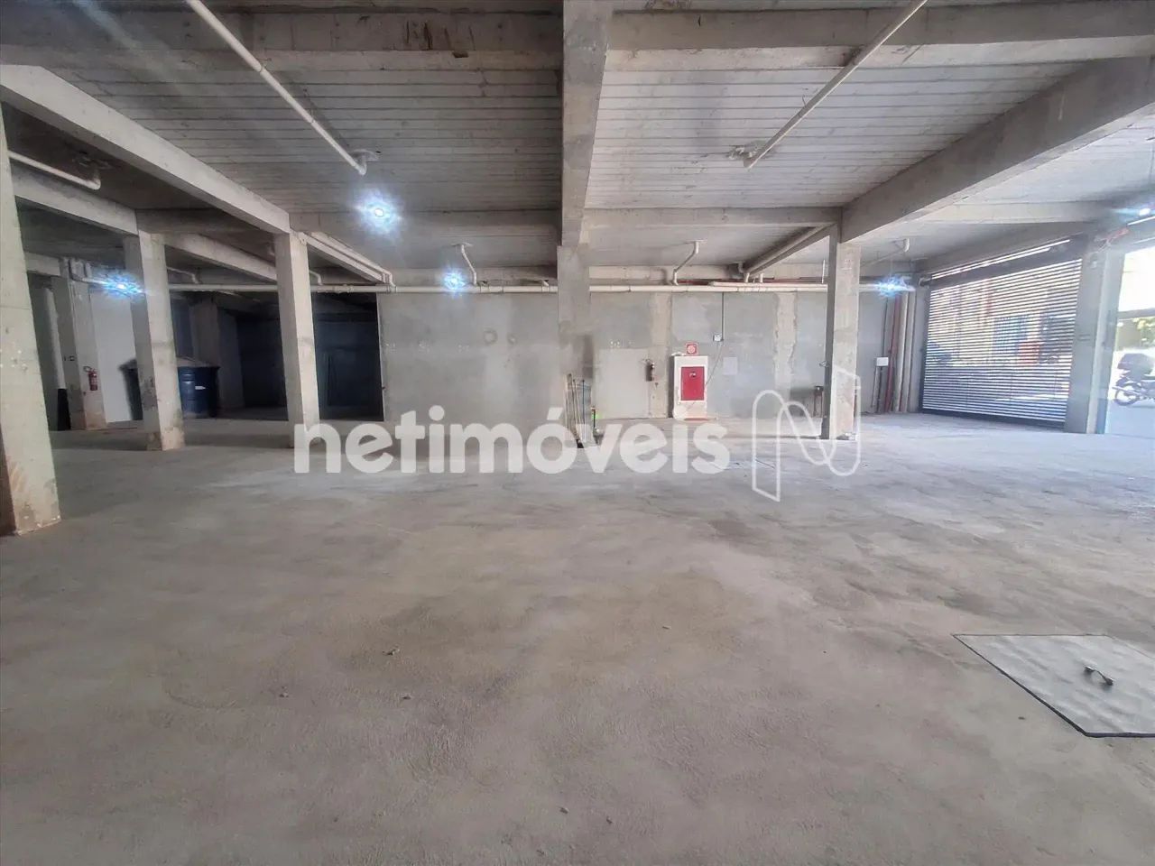 Loja para alugar no bairro Coração Eucarístico, com 142 m²; de área e 02 vagas - Foto 4