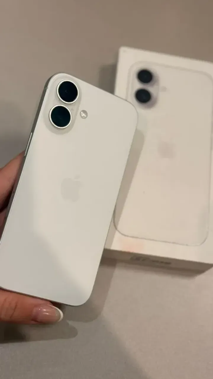 iPhone 16 Branco 256GB - 100% bateria - Garantia Apple - Celulares