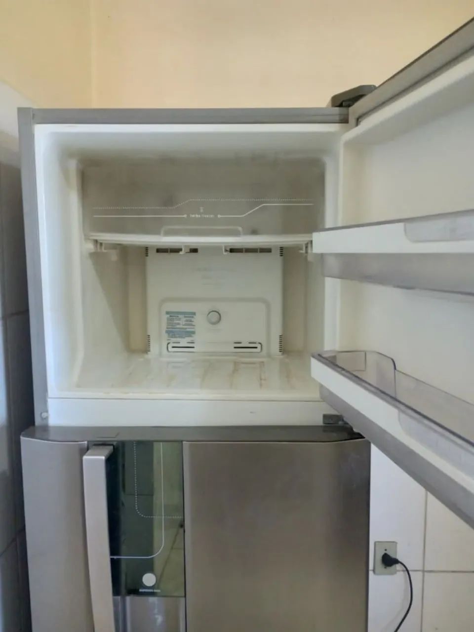 Geladeira em ótimo estado  - Foto 3