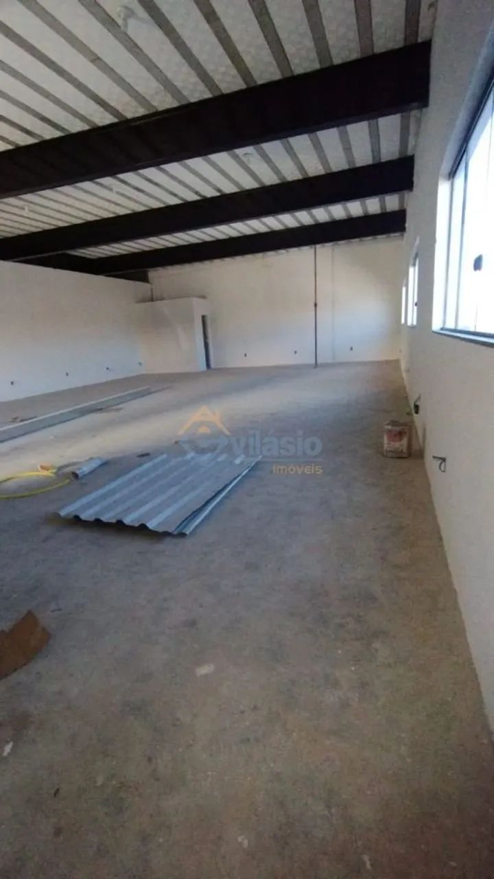 GALPÃO 180M² PRÓXIMO A AV WALDOMIRO LOBO - Foto 4
