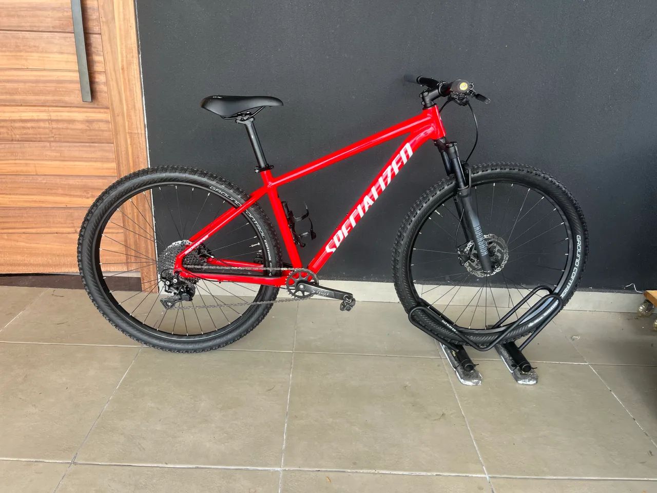 Bicicleta Specialized Rockhopper ELITE  29 